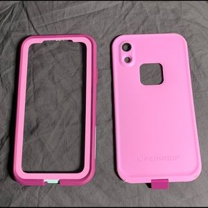 Lifeproof FRĒ SERIES Waterproof iPhone XR Case